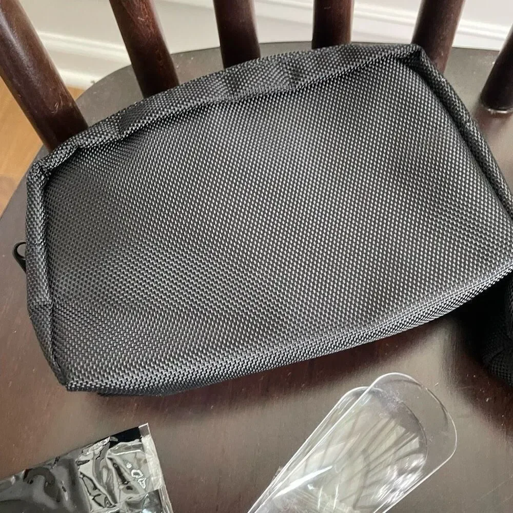 2 Tumi Delta Black Canvas Travel Pouches Business Toiletries 7”x5”